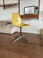 Vintage Eames sidechair – fibreglass – Herman Miller, Ophalen of Verzenden, Zo goed als nieuw, Overige kleuren, Eén