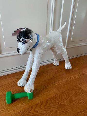Grote witte hond Snow, handgemaakt van Papier Maché beschikbaar voor biedingen