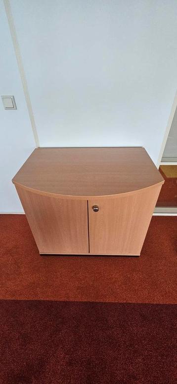 Kast met draaislot - gratis