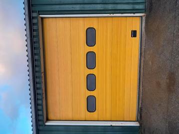Crawford overhead deuren 3 stuks  beschikbaar voor biedingen