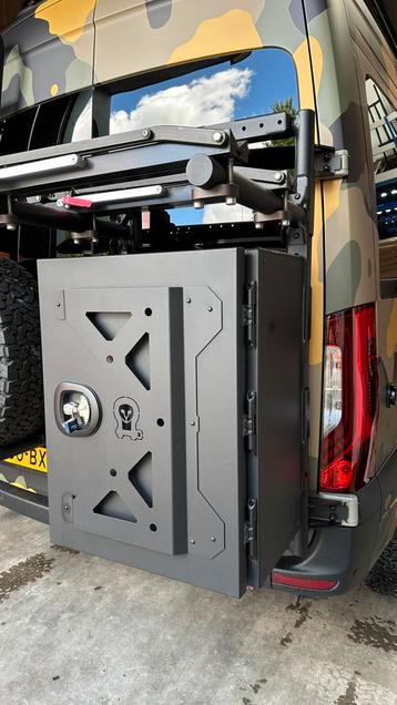 OWL B2 Classic Box Carrier & Large expedition box beschikbaar voor biedingen