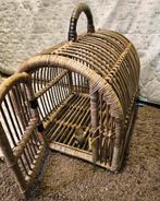 Rotan reismand voor kleine huisdieren, Ophalen, Zo goed als nieuw, Riet