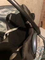 Twee Autostoeltjes (Babystoeltjes), Ophalen, Gebruikt, Overige merken, Autogordel