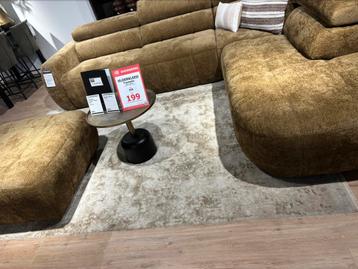 Vloerkleed Triomphe beschikbaar voor biedingen