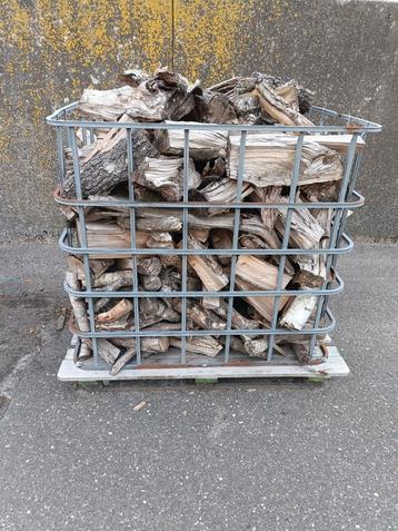 Haardhout mix beschikbaar voor biedingen