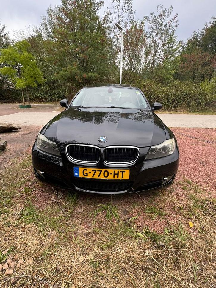 BMW 3-Serie 320i Facelift (2008), Auto's, BMW, Bedrijf, 3-Serie, Benzine, A, Sedan, Handgeschakeld, Geïmporteerd, Zwart, Achterwielaandrijving