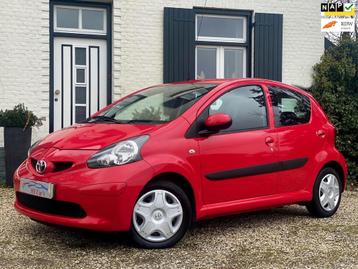 Toyota Aygo 1.0-12V +|Elek-ramen|5DRS|NAP|Nette auto! beschikbaar voor biedingen