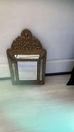 Antieke koperen/ messing spiegel, Antiek en Kunst, Antiek | Spiegels, Ophalen of Verzenden, Ovaal, Minder dan 50 cm