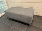 Grey hocker / grijze hocker, Ophalen, 75 tot 100 cm, Zo goed als nieuw, Rechthoekig