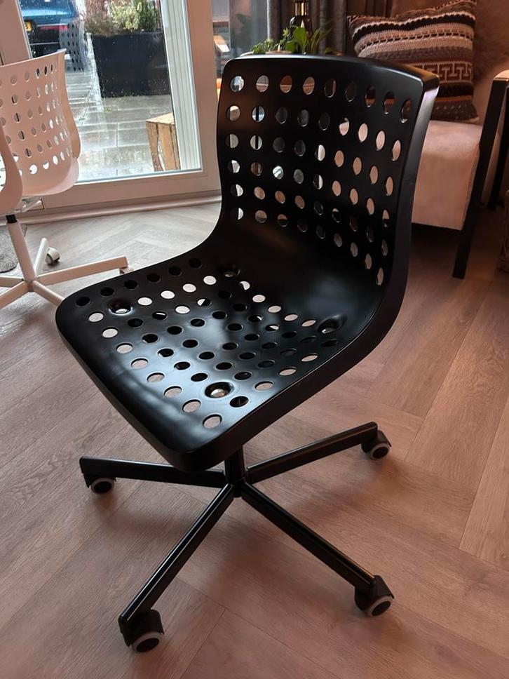 Zwarte IKEA Skalberg bureaustoel, Huis en Inrichting, Bureaustoelen, Gebruikt, Bureaustoel, Zwart, Ophalen