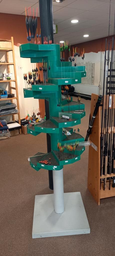 Sensas Dobber Carousel + 450 dobbers, Watersport en Boten, Hengelsport | Witvissen, Gebruikt, Dobber of Lood, Ophalen