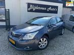 Toyota Avensis Wagon 1.8 VVTi Dynamic Clima | Cruise | Navig, 4 cilinders, Blauw, Origineel Nederlands, Handgeschakeld
