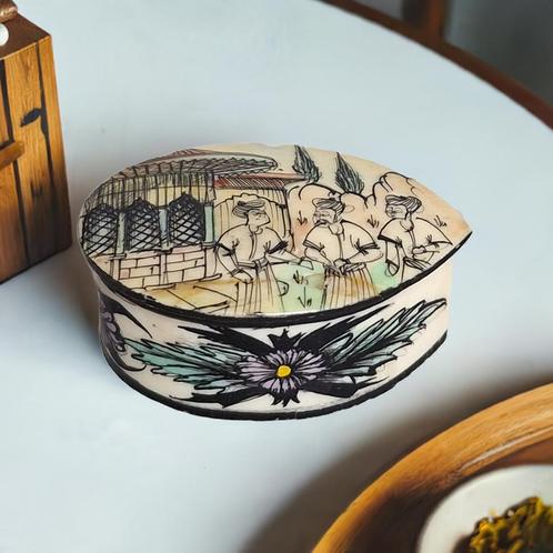 Chinees pillendoosje van been, Antiek en Kunst, Curiosa en Brocante, Verzenden