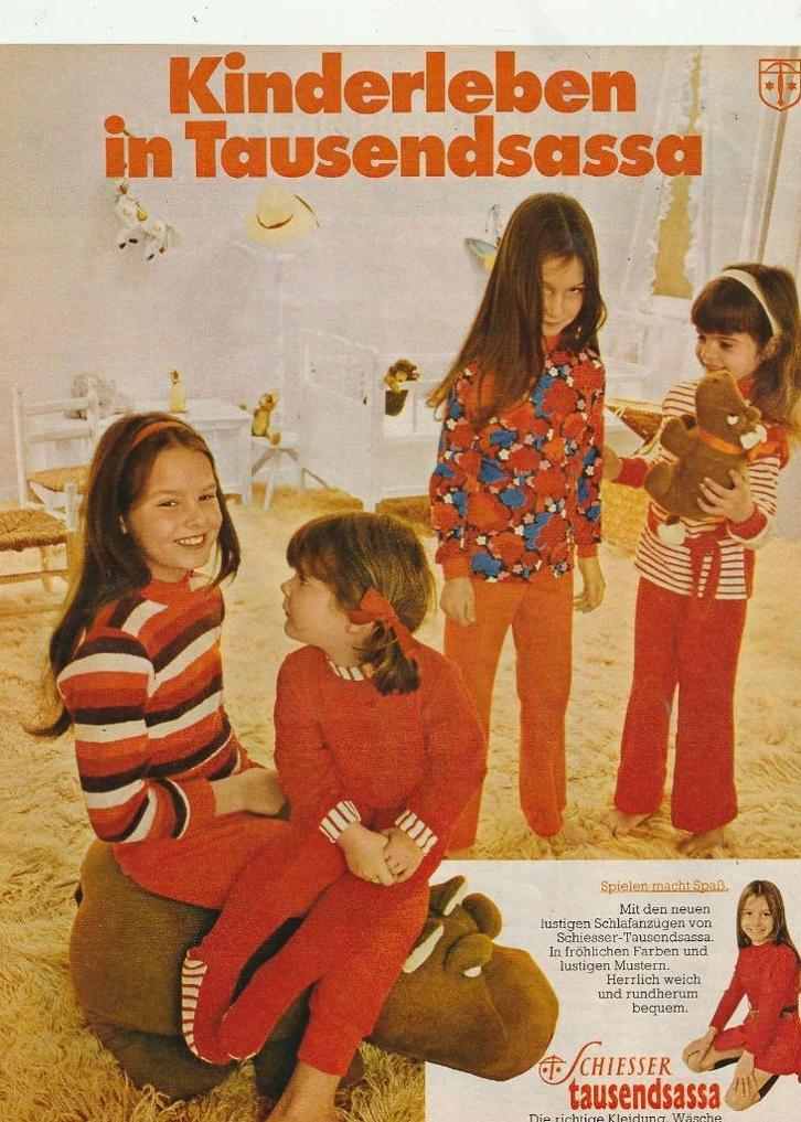 retro reclame 1972 Schiesser kinder pyjama's met voetjes, Verzamelen, Retro, Overige typen, Verzenden