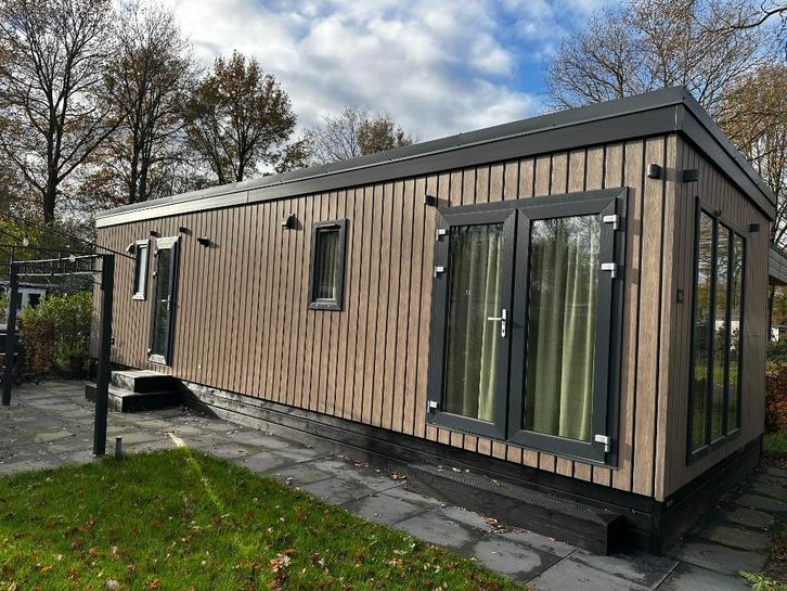 Chalet 2023 Airco 11x4m op 5* camping, Caravans en Kamperen, Stacaravans, tot en met 4, Ophalen