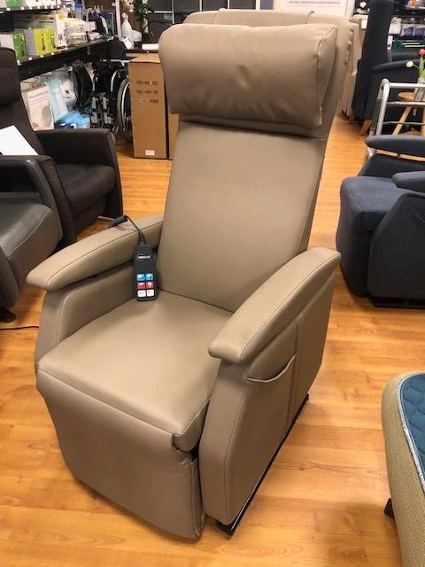 Sta op stoel Relaxfauteuil Fitform Vario 574 Silvertexx, Huis en Inrichting, Fauteuils, Zo goed als nieuw, 50 tot 75 cm, Ophalen of Verzenden