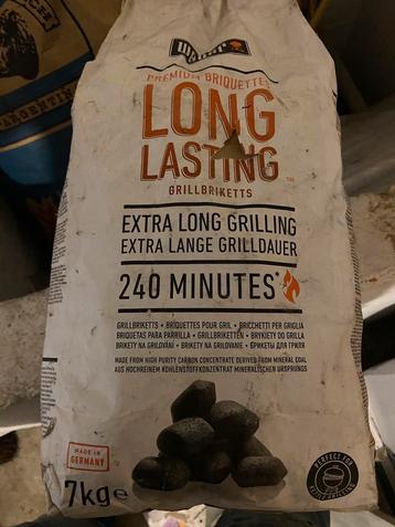 Webber barbecue houtbrikkets briquettes extra long grilling beschikbaar voor biedingen