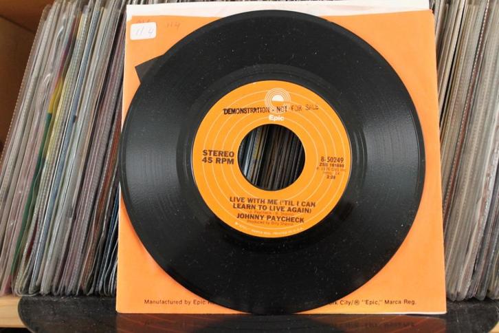 7" Single Johnny Paycheck - Live With Me ('Til I Can Learn, Cd's en Dvd's, Vinyl Singles, Gebruikt, Single, Pop, 7 inch, Ophalen of Verzenden