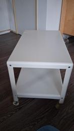 Bijzet/ tv meubel, Metaal of Aluminium, 55 tot 75 cm, Zo goed als nieuw, Rechthoekig