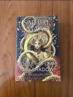 Sarah j maas- crescent city, Ophalen of Verzenden, Zo goed als nieuw