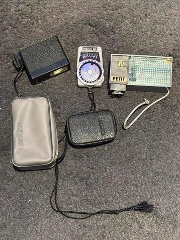 Retro camera accessoires - flitsers en lichtmeter beschikbaar voor biedingen