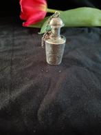 Zilveren miniatuur parfumflesje, Antiek en Kunst, Antiek | Goud en Zilver, Ophalen of Verzenden, Zilver