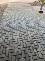 Gratis Betonklinkers Grijs/Antraciet (30m2) 10 duimers, Tuin en Terras, Tegels en Klinkers, Ophalen, Gebruikt, Klinkers, 10 m² of meer
