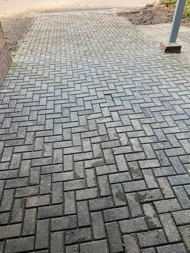 Gratis Betonklinkers Grijs/Antraciet (30m2) 10 duimers, Tuin en Terras, Tegels en Klinkers, Gebruikt, Klinkers, Beton, 10 m² of meer