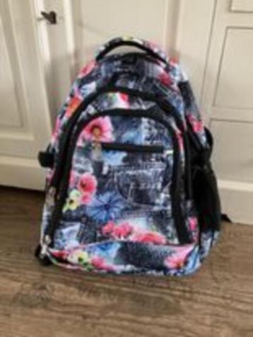 schooltas nieuw!