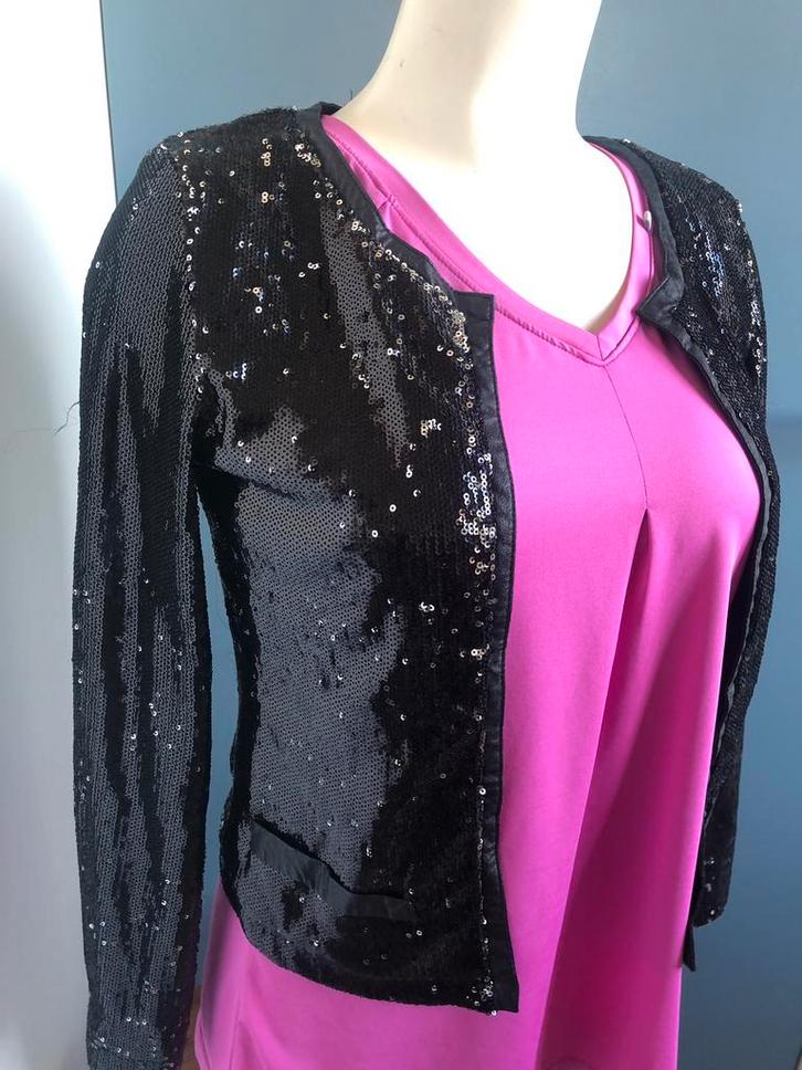 Daphnea zwart feestelijk pailletten jasje s zilver, Kleding | Dames, Jasjes, Kostuums en Pakken, Zo goed als nieuw, Jasje, Maat 36 (S)