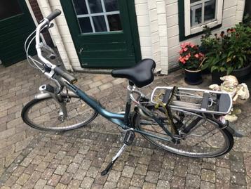 GAZELLE stadsfiets voor dames te koop! Medeo Xtra beschikbaar voor biedingen