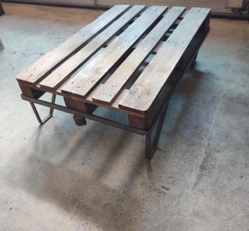 Transport kar met pallet Vintage  beschikbaar voor biedingen