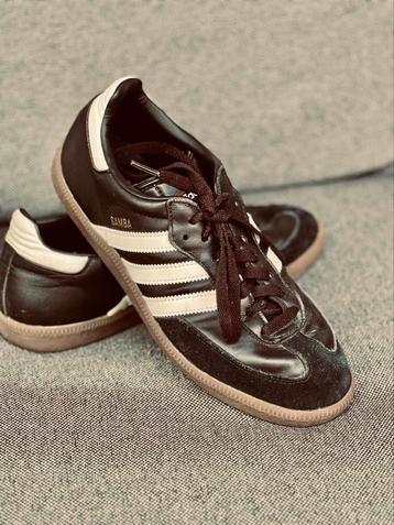 Adidas Samba zwart wit maat 41 1/3 1 x gedragen beschikbaar voor biedingen