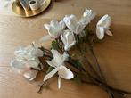 6 witte Magnolia kunsttakken, Huis en Inrichting, Woonaccessoires | Vazen, Ophalen, Gebruikt, Wit, Overige materialen