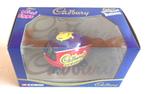 Cadbury’s creme egg rood-blauw CORGI # 57501., Hobby en Vrije tijd, Modelauto's | 1:50, Ophalen of Verzenden, Zo goed als nieuw