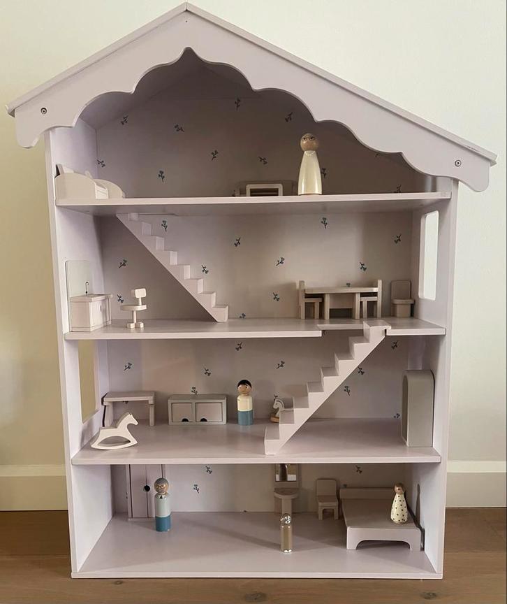 Petite Amélie Poppenhuis - Roze - Houten - petit amelie, Kinderen en Baby's, Speelgoed | Poppenhuizen, Gebruikt, Poppenhuis, Ophalen