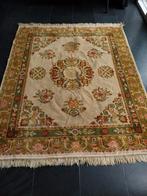 Vintage kleed wol, Retro desso smyrna tafelkleed. vloerkleed klassiek mancave, Gebruikt, Ophalen of Verzenden, 150 tot 200 cm