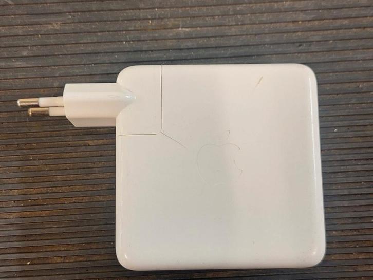 Apple A2166 96W USB-C Oplader, Computers en Software, Laptop-opladers, Gebruikt, Ophalen of Verzenden