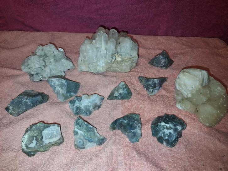 Edelstenen set Groot Nr 17 in deze set zitten er 13 in, Verzamelen, Mineralen en Fossielen, Ophalen of Verzenden