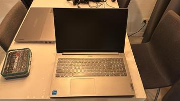 Te koop: Lenovo core i5 11th gen 16gb met 256gb Ssd 15 inch beschikbaar voor biedingen