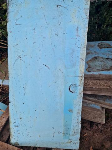 Gebruikte pir platen. 125*60 8 cm dik
52 stuks
5 euro per st beschikbaar voor biedingen