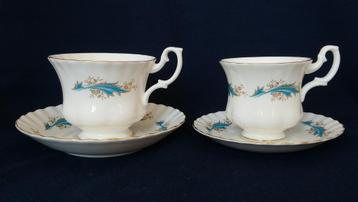 Royal Albert - kop en schotels met turquoise linten beschikbaar voor biedingen