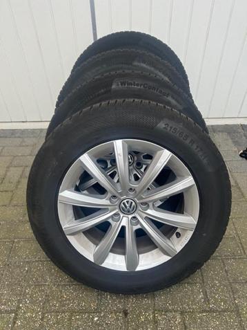 Winterbanden Continental VW Tiguan 215/65/R17 beschikbaar voor biedingen