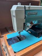 Maritza naaimachine - turquoise, hout, gebroken wit, Antiek en Kunst, Antiek | Naaimachines, Ophalen