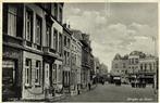 Langs het Marktplein, Bergen op Zoom - volk - 1935 gelopen, Ophalen of Verzenden, 1920 tot 1940, Ongelopen, Noord-Brabant