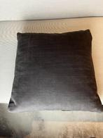 Sierkussen | Kussen | Dons | Grijs | Donzen | Raw Interiors, Ophalen, Zo goed als nieuw, Grijs, Vierkant