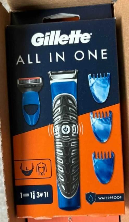 Gillette All in One Scheerapparaat, Sieraden, Tassen en Uiterlijk, Uiterlijk | Gezichtsverzorging, Nieuw, Ophalen of Verzenden