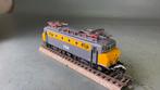 Marklin ho 3324 NS 1100 Loc grijs/geel 1139 analoog., Wisselstroom, Locomotief, Ophalen of Verzenden, Märklin