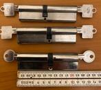 Cilindersloten 50/60mm BKS, Ophalen, Zo goed als nieuw, Rvs, Slot