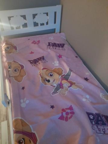 kinderbed 80 x 190 met matras en matras hoes beschikbaar voor biedingen